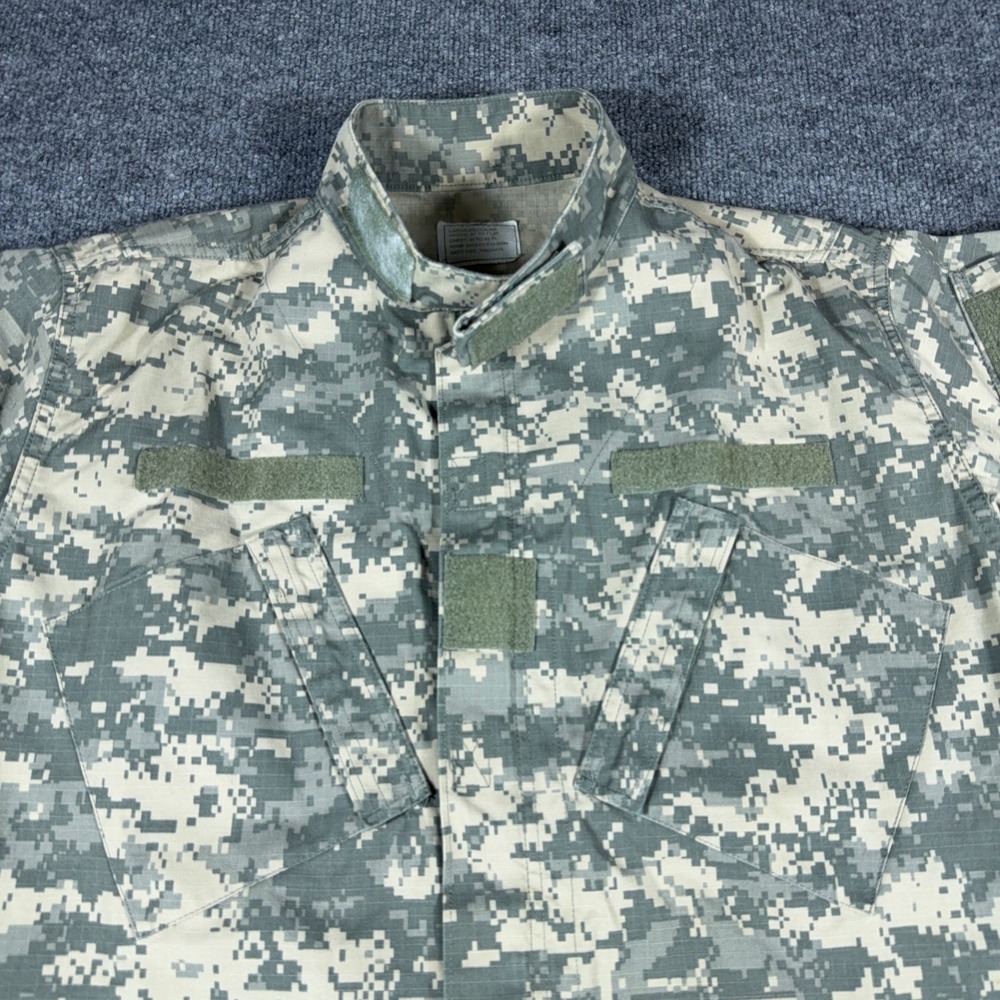 US Army ACU Combat Uniform Coat UCP Digital Camo Jacket Large Regular UNICOR